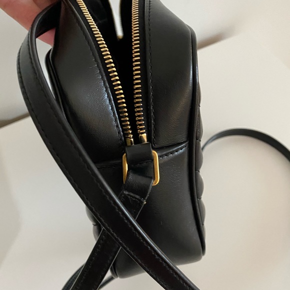 ❌SOLD❌YSL CAMERA BAG - Picture 3 of 12
